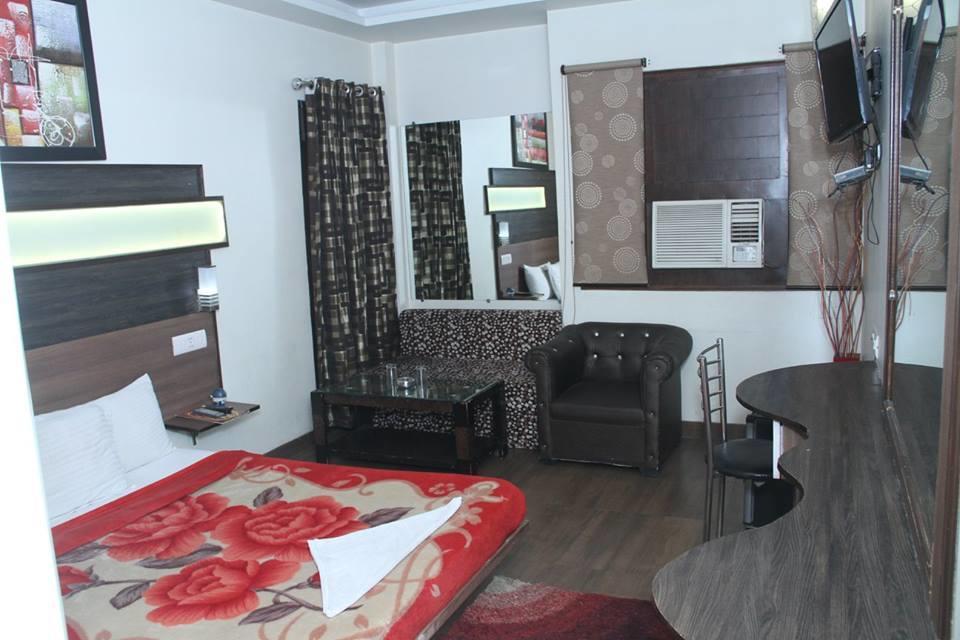 Dreamz Suites Nowe Delhi Zewnętrze zdjęcie